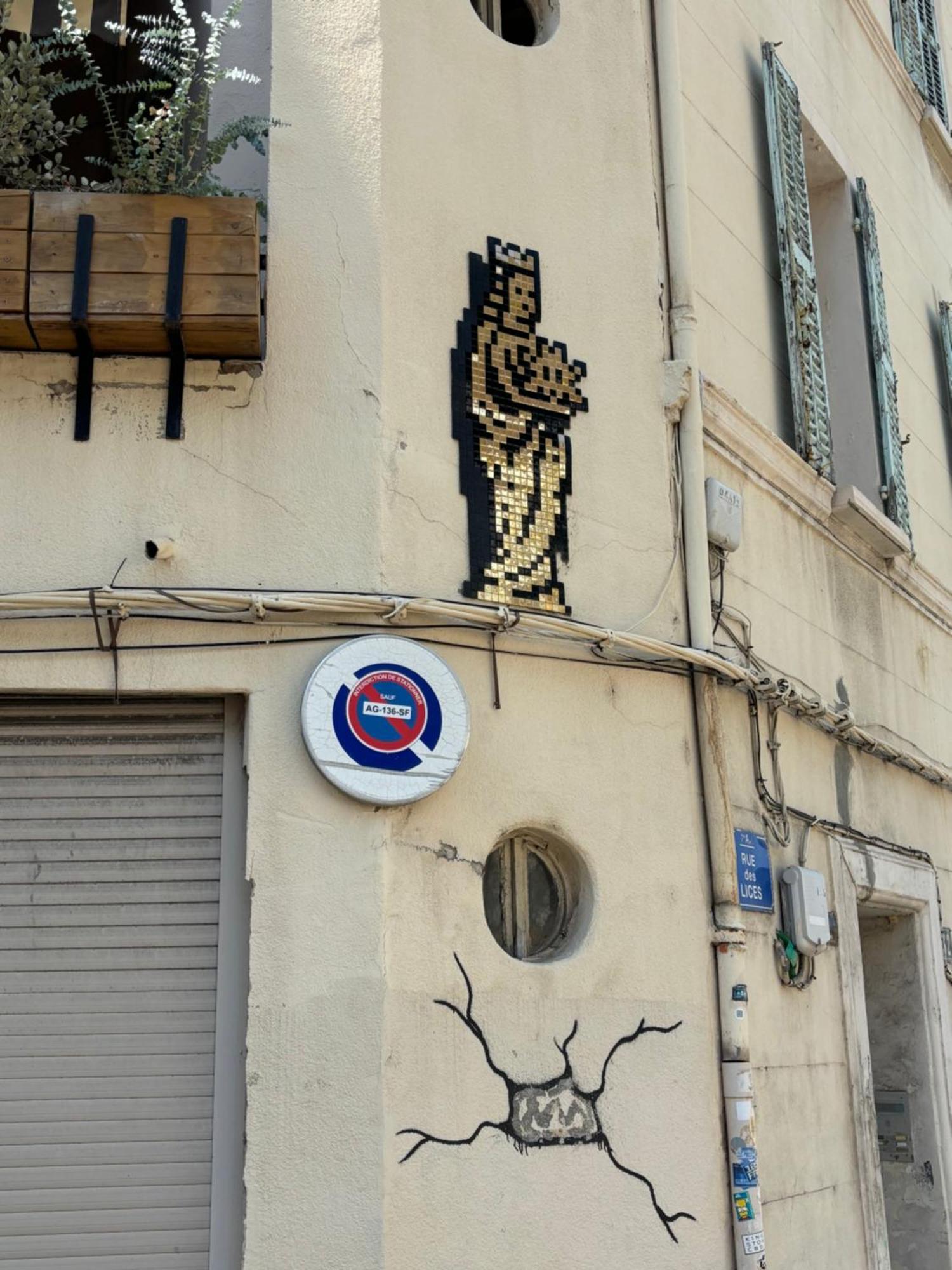 Saint Victor Proche Vieux Port *